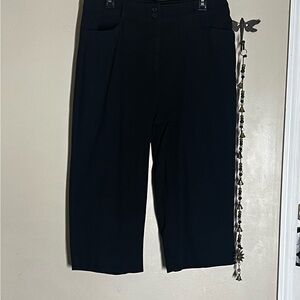 Croft & Barrow Black Stretch Capris /size 14